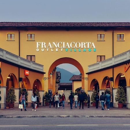 B&B Pontevecchio Брембате Экстерьер фото