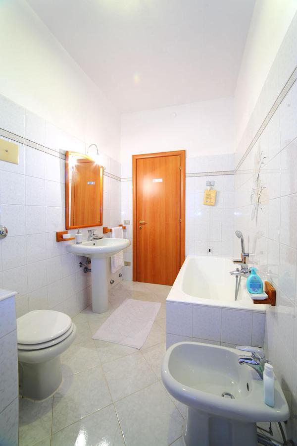 B&B Pontevecchio Брембате Экстерьер фото